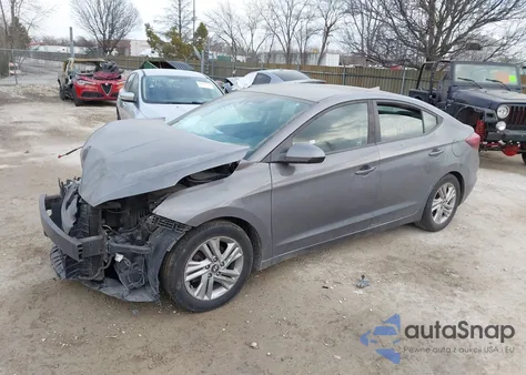 2019 Hyundai Elantra Sel z USA, uszkodzony, nr VIN 5NPD84LF0KH427363